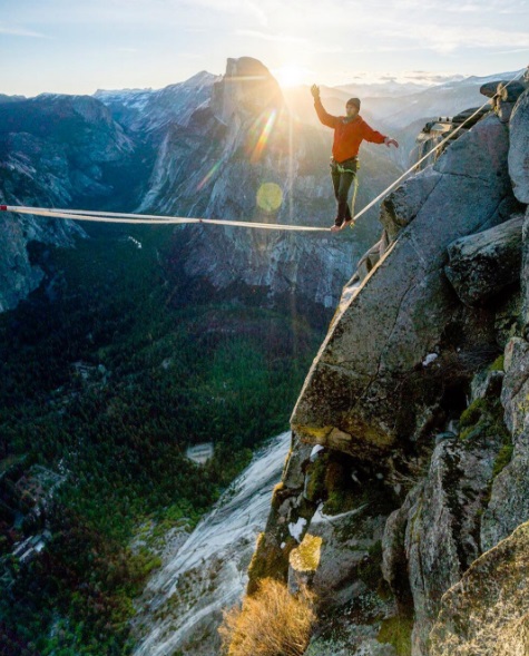 O americano Chris Burkard arrasa com fotos de viagens no Instagram e dá dicas para turbinar o perfil e deixar os cliques mais bonitos