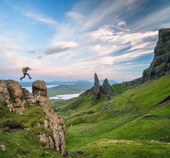 O americano Chris Burkard arrasa com fotos de viagens no Instagram e dá dicas para turbinar o perfil e deixar os cliques mais bonitos