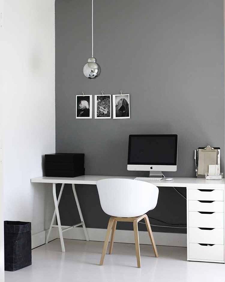 A conta de Instragram Minimal Setups (@minimalsetups) reúne ideias para montar e organizar seu espaço de home office