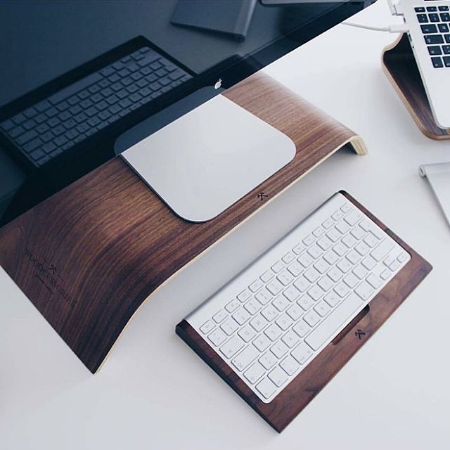 A conta de Instragram Minimal Setups (@minimalsetups) reúne ideias para montar e organizar seu espaço de home office