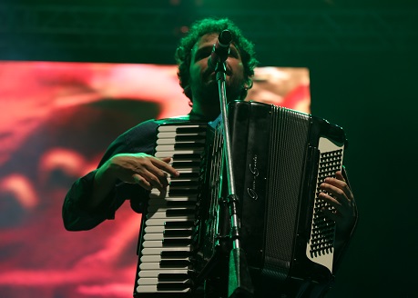 Hamilton de Holanda e o Baile do Almeidinha encerrou a edição do Paraty do festival. Os músicos tocaram clássicos da música popular brasileira e não deixaram ninguém parado no Centro Histórico de Paraty