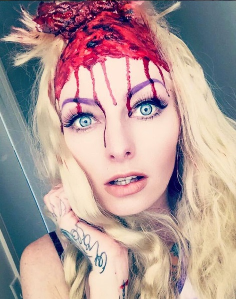 Sarah Mudle é maquiadora e mostra seu incrível trabalho no Instagram (@sarahmudle)