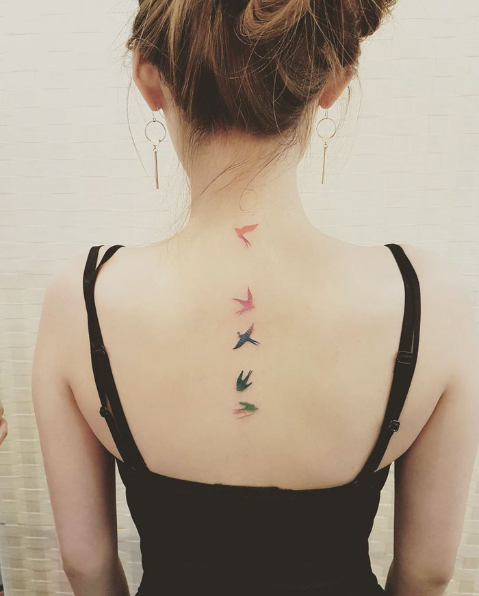 Inspirações para quem sonha em tatuar uma ave no corpo
