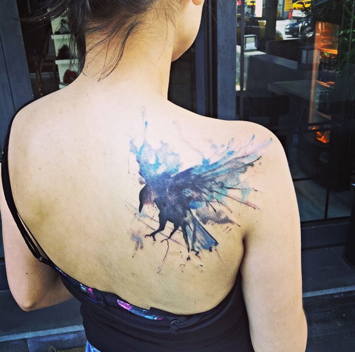 Inspirações para quem sonha em tatuar uma ave no corpo