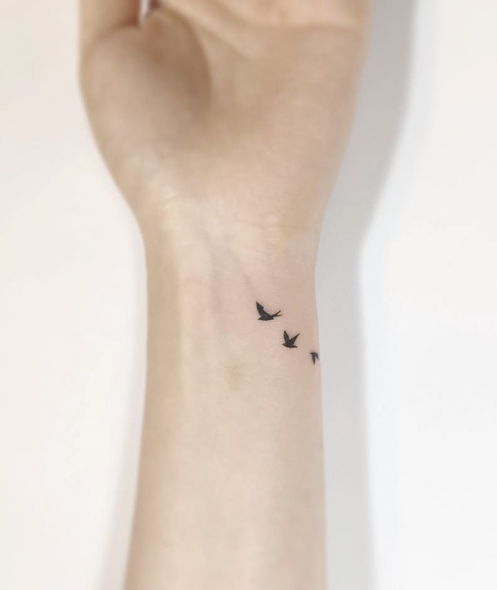 Inspirações para quem sonha em tatuar uma ave no corpo