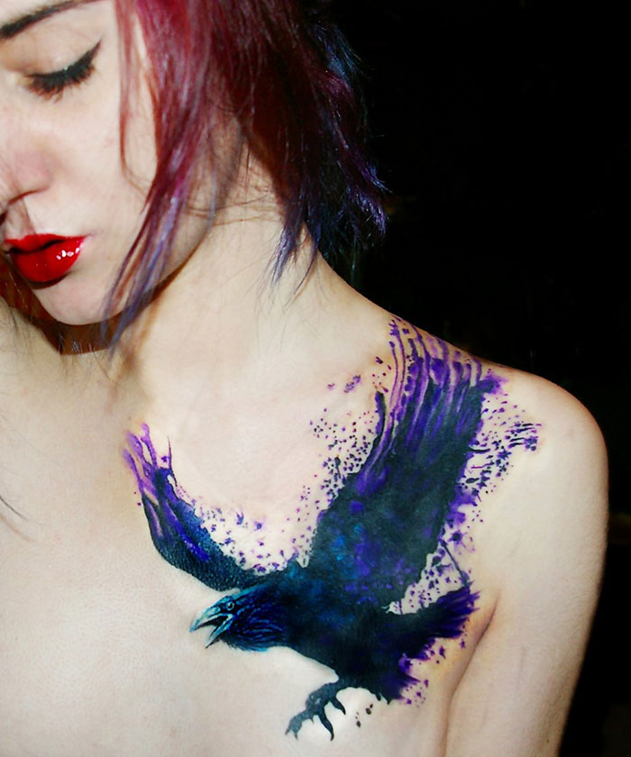 Inspirações para quem sonha em tatuar uma ave no corpo