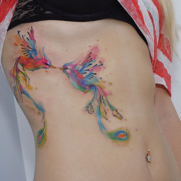 Inspirações para quem sonha em tatuar uma ave no corpo