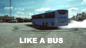 Ah, todo mundo curte uma direção radical no busão, né? NÃO