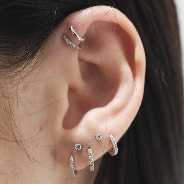 Constelação de piercings vira moda