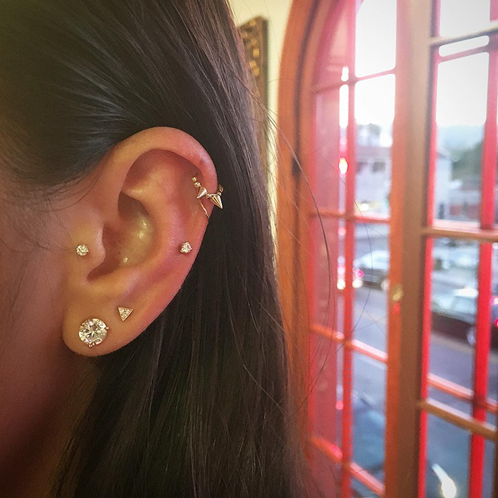 Constelação de piercings vira moda