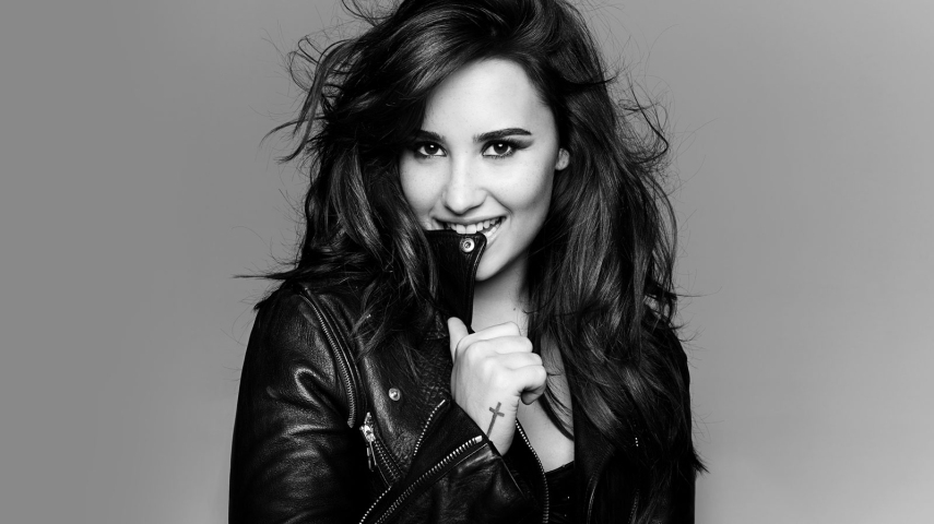 2016, Demi anuncia show no Brasil