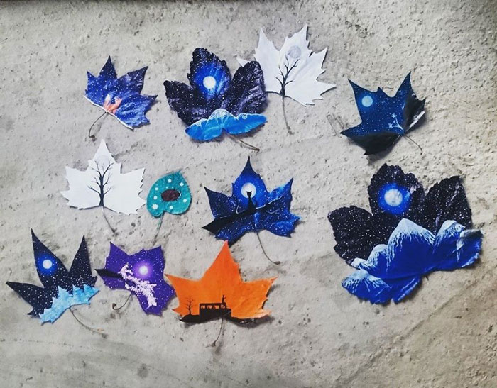 Casal transforma folhas velhas em pedacinhos de arte com planetas, flores, estrelas e outros desenhos lindos