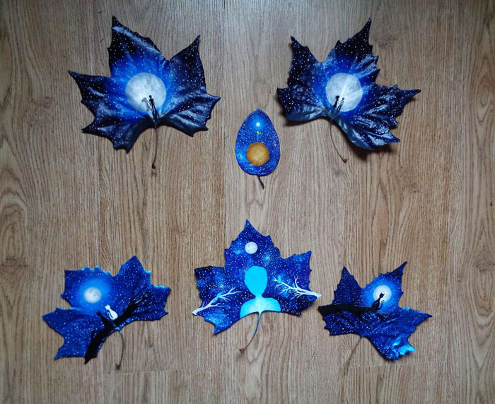 Casal transforma folhas velhas em pedacinhos de arte com planetas, flores, estrelas e outros desenhos lindos