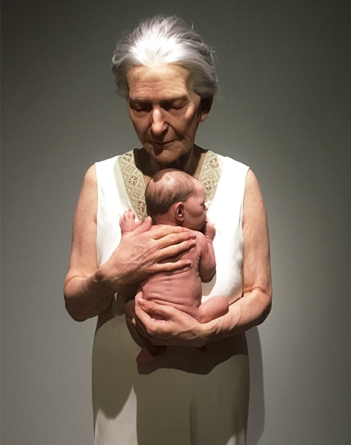 Woman and child, por Sam Jinks, 2010