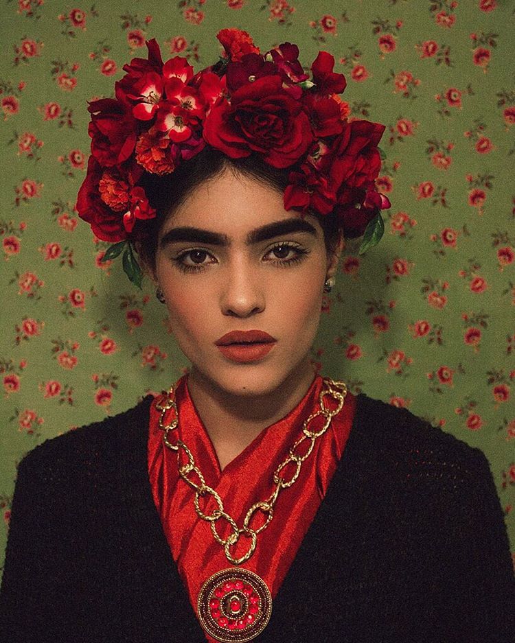 Ela sofria bullying por ter sobrancelhas grossas demais, Hoje, Natalia Castellar é apenas uma modelo de sucesso. Parece que o mundo dá voltas, né, queridinha?