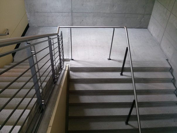 Essas pessoas erraram miseravelmente na hora de desenvolver o seu trabalho nessas construções