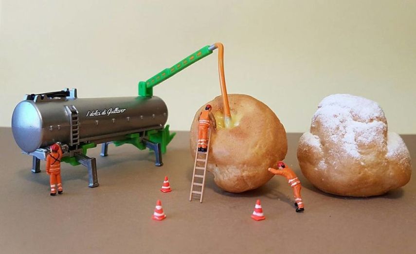 Matteo Stucchi é um chef pâtissier de Monza, na Itália, que cria mundos em miniatura para deixar as suas sobremesas ainda mais incríveis. Para acompanhar as criações, é só seguir o italiano no Instagram @idolcidigulliver