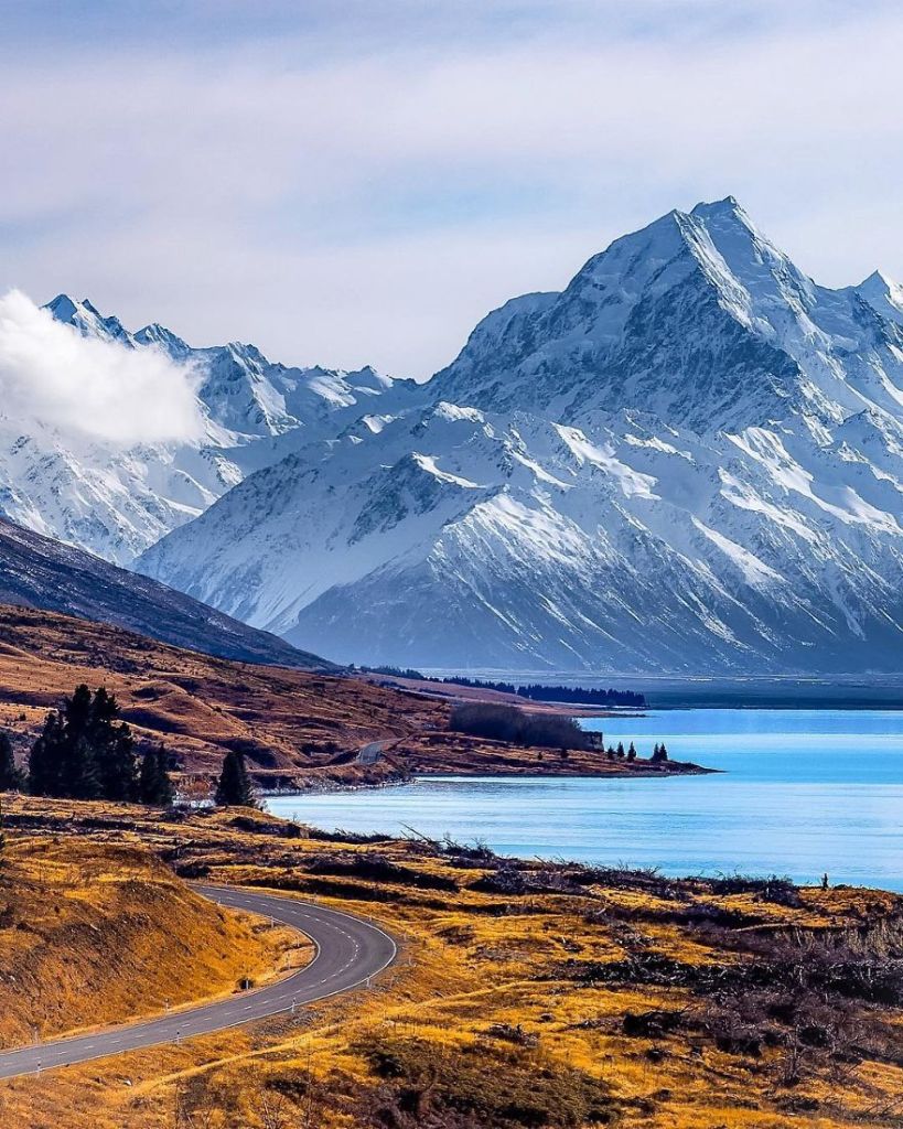 Rach Stewart é uma fotógrafa que ama praias, montanhas e natureza. A jovem resolveu fazer uma série de fotos para mostrar as belezas escondidas em seu país, a Nova Zelândia