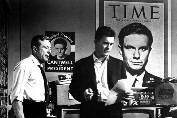 Escrito por Gore Vidal, Vassalos da Ambição conta a história das convenções presidenciais, algo que a partir dos anos 70 tornou-se menos importante por conta das primárias. Um retrato interessante sobre como eram as eleições antes e com a bela atuação de Henry Fonda. 
