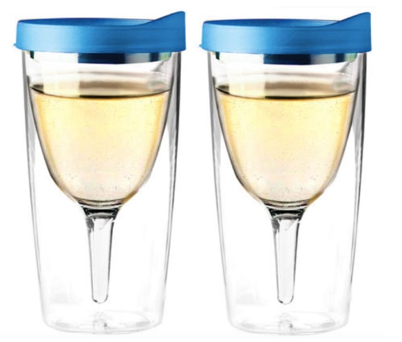 Recipiente para vinho de plástico.