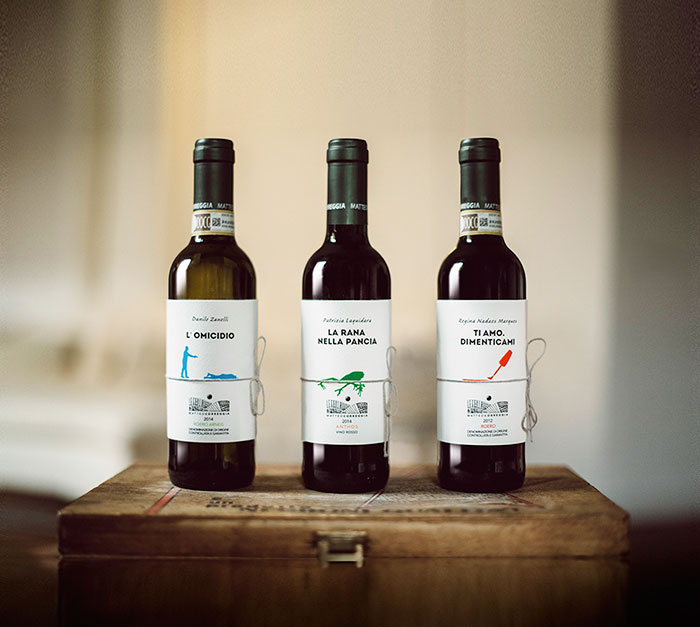 Vinícola italiana lança vinhos vendidos acompanhados de uma história curta no rotúlo