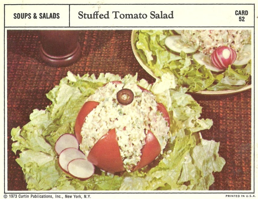 Tira esse tomate recheado com salada da minha frente