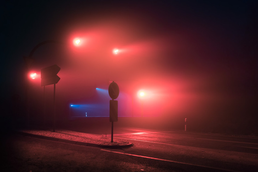 Andreas Levers desnuda a beleza de ruas desertas à noite neste projeto fotográfico incrível