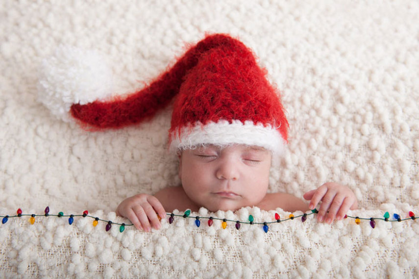 Esses bebês estão comemorando seu primeiro Natal