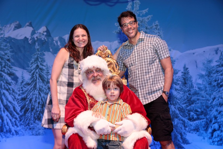 Primeiro parque de Natal da cidade abre as portas com convidados ilustres. Até o dia 28 de dezembro, a atração funciona no Boulevard Olímpico