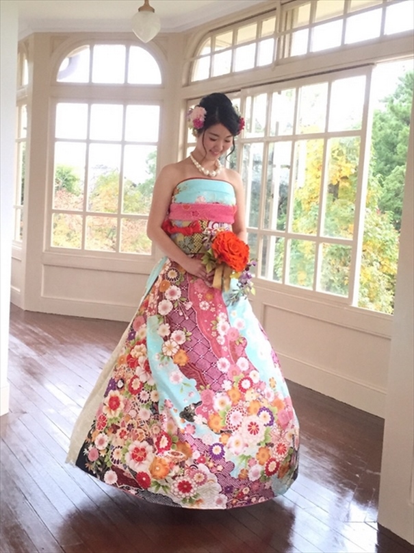 Noivas no Japão estão transformando quimonos em vestidos de noivas