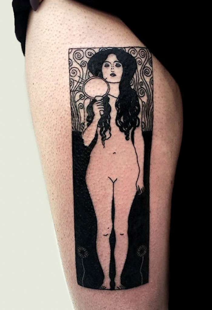 Gustav Klimt (1862-1918) é um dos mais renomados pintores da Art Nouveau e vem inspirando tatuagens de várias pessoas por aí