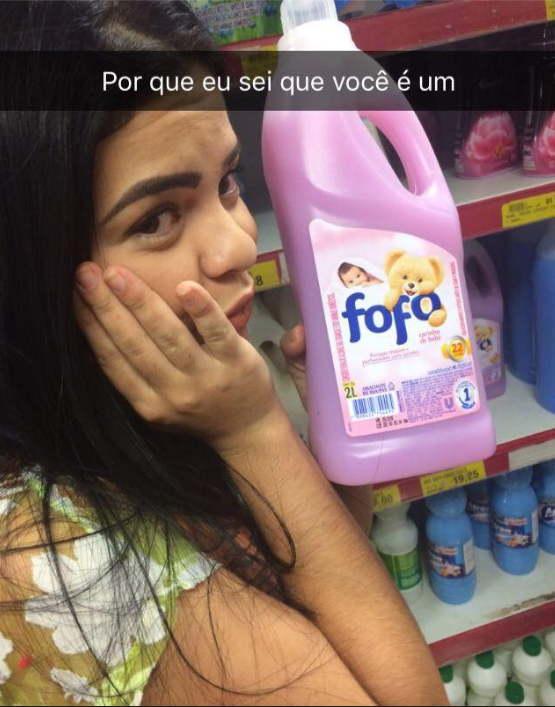 Esta menina decidiu ir ao supermercado à caça de produtos para criar um 