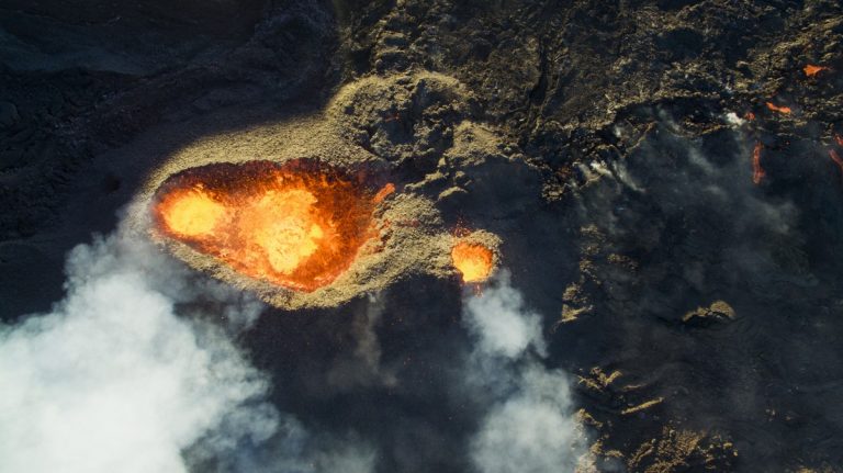 Vulcão Pitonde la Fournaise, de DroneCopters