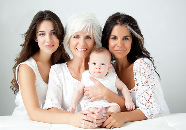 Retratos de famílias reúnem gerações