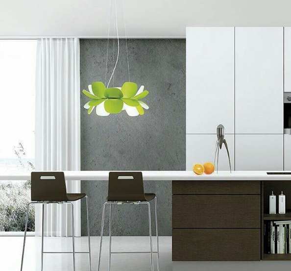 A Pantone divulgou que a cor Greenery será o tom do próximo ano. Veja como usá-la na decoração!