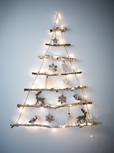 Galhos e luzes para o Natal
