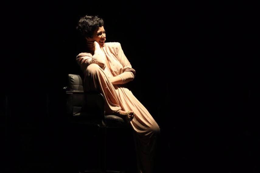 Elis, A Musical - Leila Menezes com a famosa roupa de RIta Lee usada por Elis Regina