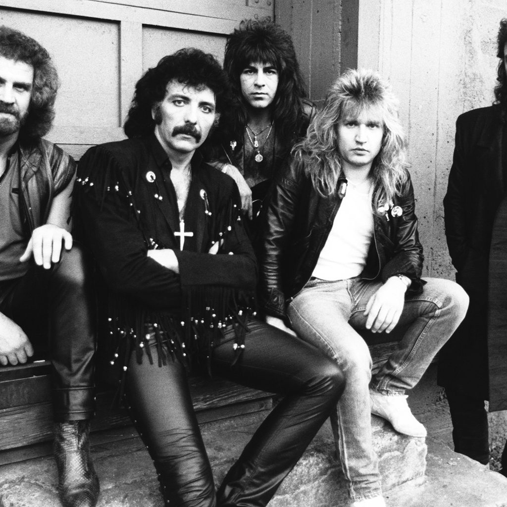 Ex-tecladista do Black Sabbath morre aos 68 anos. 'Grande amigo', lamenta  Ozzy – Vírgula, image size:1024x1024