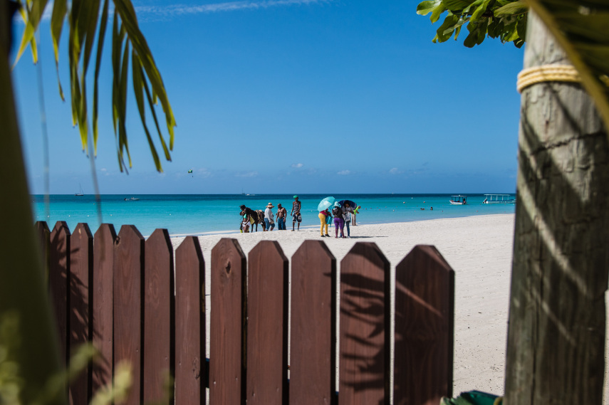 Seven Mile Beach 