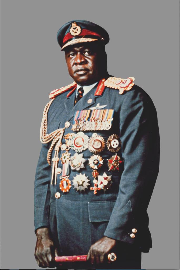 Idi Amin, ditador militar e o terceiro presidente de Uganda entre 1971 e 1979, comia 40 laranjas por dia, porque acreditava que eram um Viagra natural. Ele também adorava a carne de cabra, mandioca e pão de milho. Quando estava no exílio, na Arábia Saudita, gostava da pizza do KFC. Por um tempo, ele só gostava de coisas inglesas, incluindo o chá da tarde. Há rumores de que ele seria canibal também