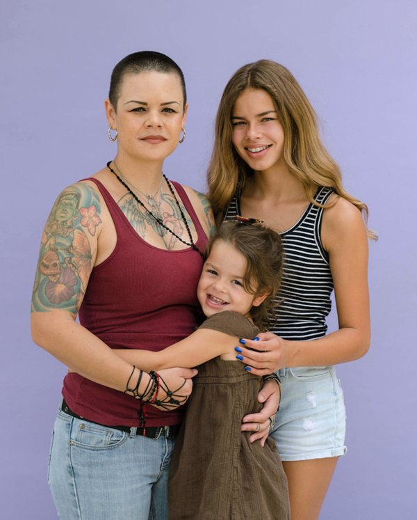 A fotógrafa Celia Sanchez reuniu amigas e pessoas que não conhecia para fazer uma série de fotos de mães 