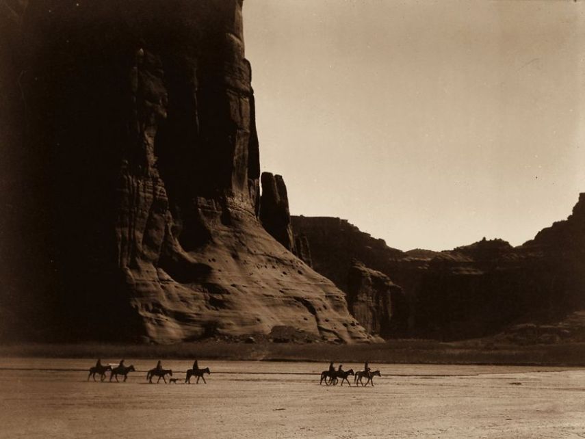 Edward Sheriff Curtis dedicou décadas de sua vida para capturar e gravar o estilo de vida dos povos nativos e suas tribos na América do Norte