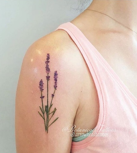 Anna Sica, uma tatuadora do Iowa, nos Estados Unidos, abriu um estúdio especializado apenas em tatuagens veganas