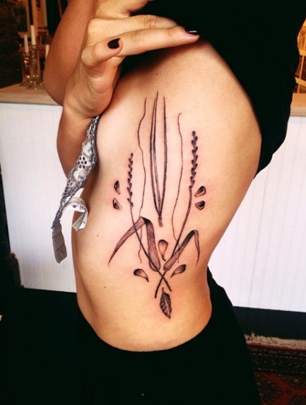 Anna Sica, uma tatuadora do Iowa, nos Estados Unidos, abriu um estúdio especializado apenas em tatuagens veganas