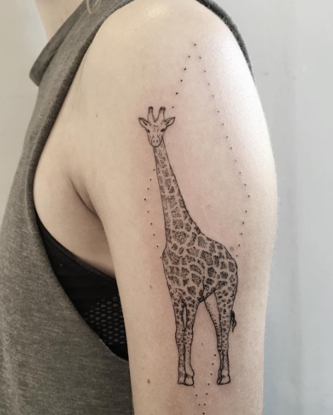 Anna Sica, uma tatuadora do Iowa, nos Estados Unidos, abriu um estúdio especializado apenas em tatuagens veganas