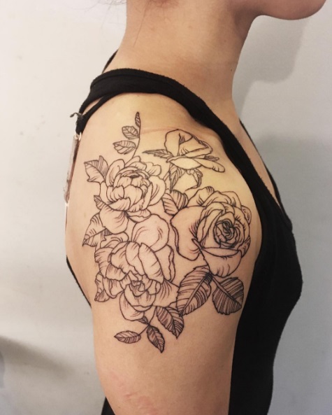 Anna Sica, uma tatuadora do Iowa, nos Estados Unidos, abriu um estúdio especializado apenas em tatuagens veganas