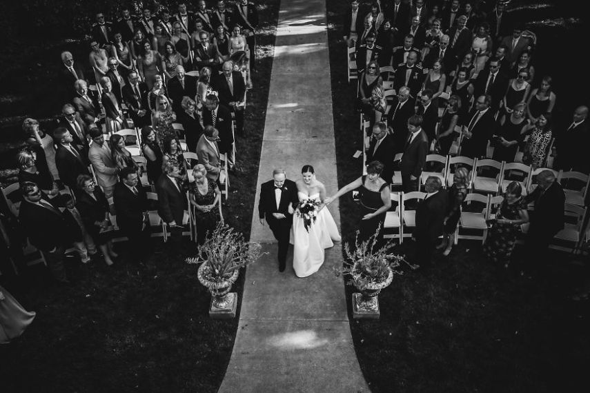 Essas foram as fotos vencedoras do concurso anual Junebug Weddings. É uma mais emocionante que a outra!