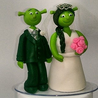 Por que não fazer um casamento com Shrek e Fiona?