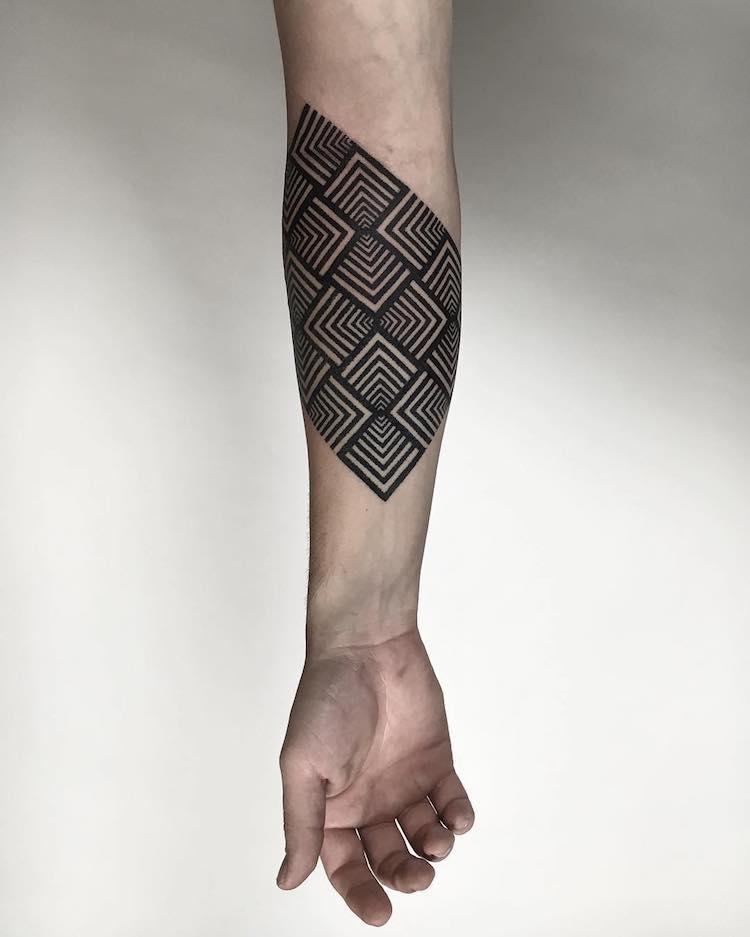 Corey Divine transforma a antiga arte das mandalas em desenhos modernos e impressionantes. Se liga na perfeição!
