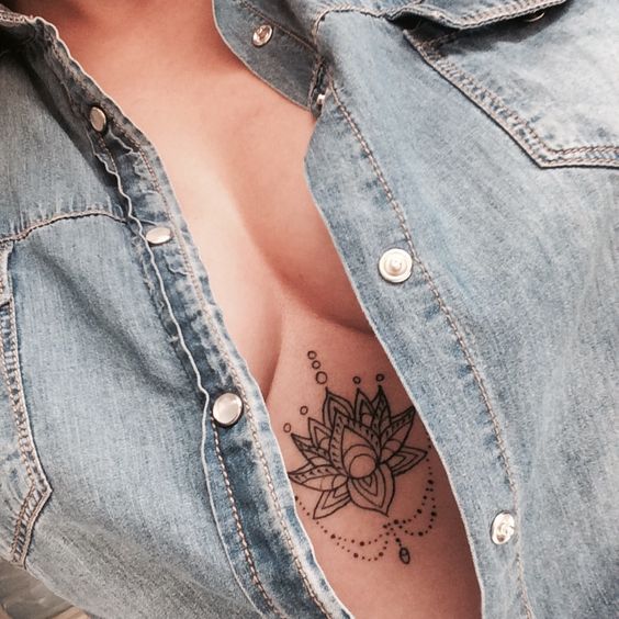 Desenhos delicados tornam a região ainda mais sensual e cheia de estilo. Tem coragem de rabiscar?
